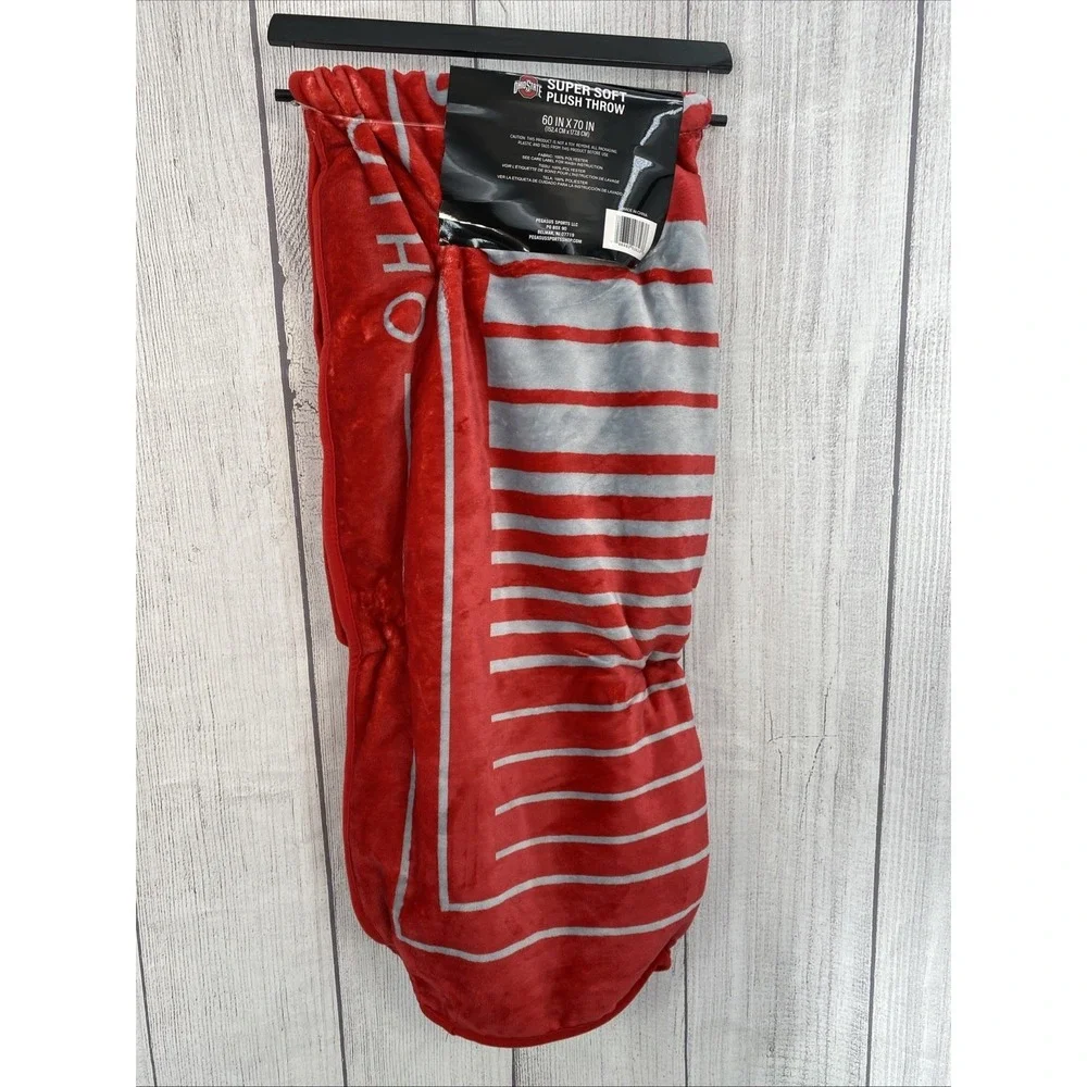 Ohio State Plush Throw Blanket 60x70 Premium Super Soft Double Sided NCAA Big 10